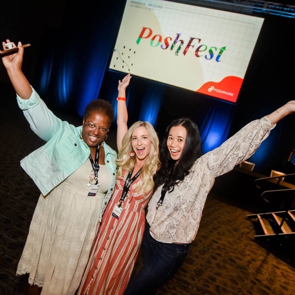 ✨Welcome to my closet!✨ - Picture 6 of 9